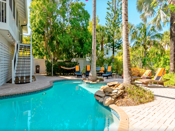 North Anna Maria Villa Exceptional Large Private Poolside Entertaining